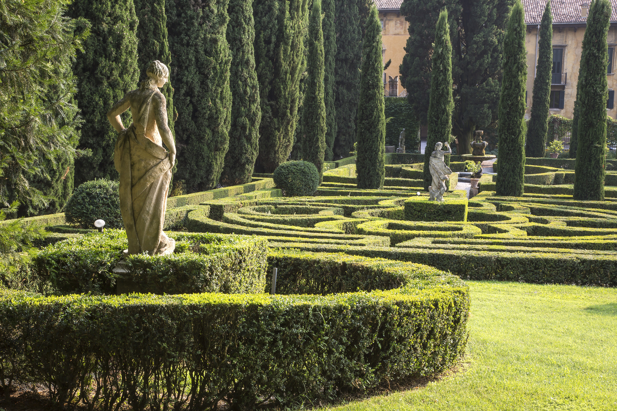 Arredo giardino: un salotto immerso nel verde