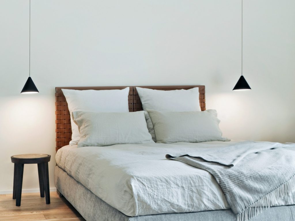 Fare luce con praticità in camera da letto - Ville&Casali